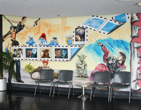 Airbrush-Wandbild, Motiv: Vin Diesel, Shrek, Harry Potter, die Schlümpfe, Yoda, Lara Croft und Twilight